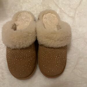 BearPaw Brown Slippers with Textured Soles